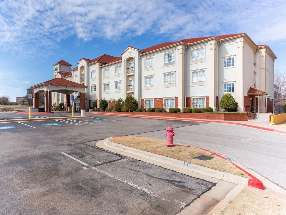 Holiday Inn Express & Suites Oklahoma City Northwest By Ihg Zewnętrze zdjęcie
